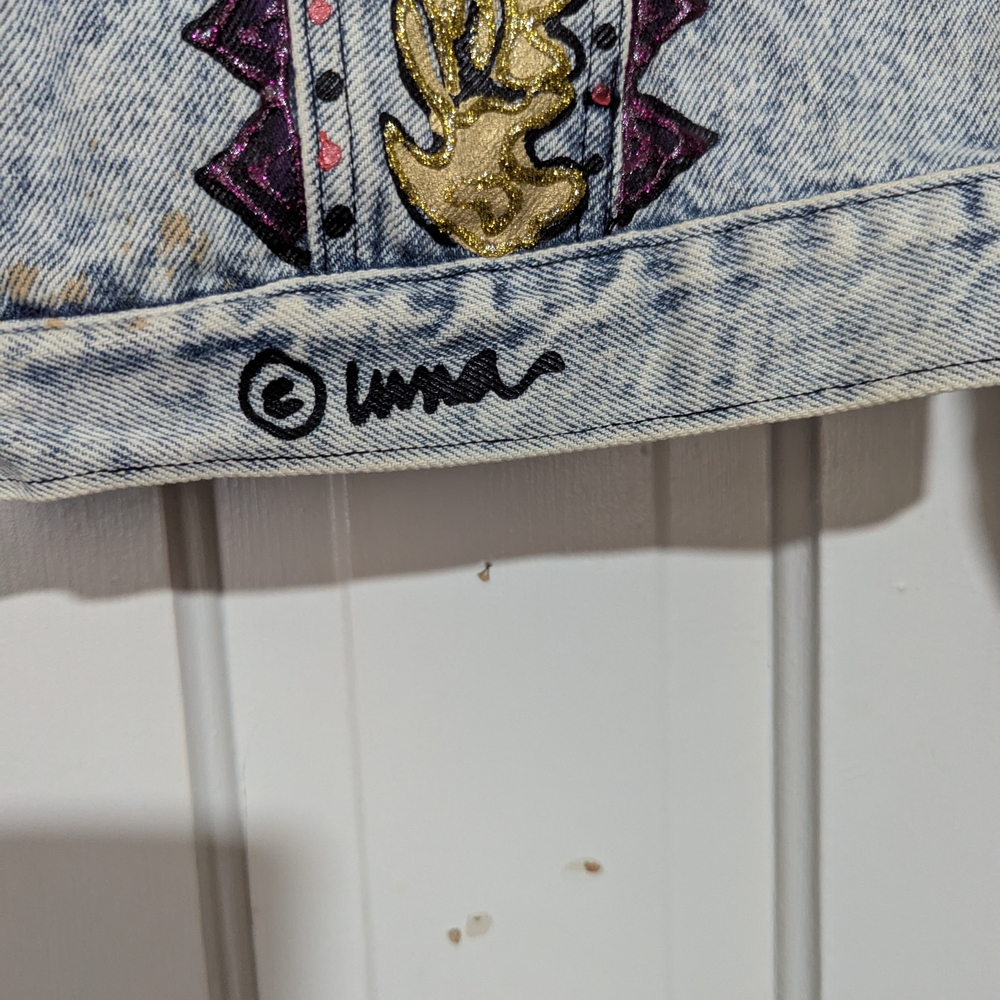 Beautiful Vintage Handpainted By Uma Denim Jacket With Desert Design. - Picture 9 of 9